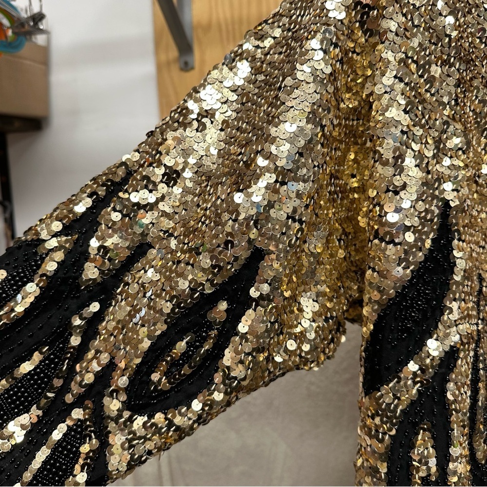 Vintage 1980s silk beaded sequins shirt fire design women’s small black gold - Picture 4 of 10